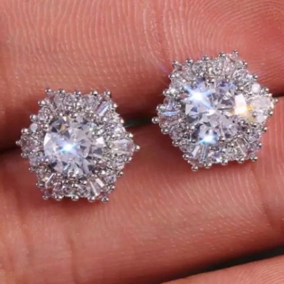 Jewelry - 925 Hexagon Halo Diamond Stud Earrings